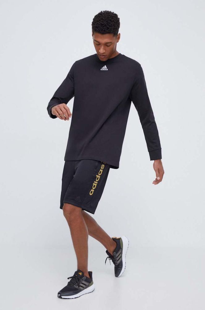 Бавовняний лонгслів adidas колір чорний однотонний