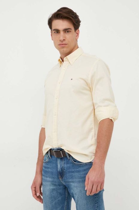 Сорочка Tommy Hilfiger чоловіча колір бежевий regular комір button-down