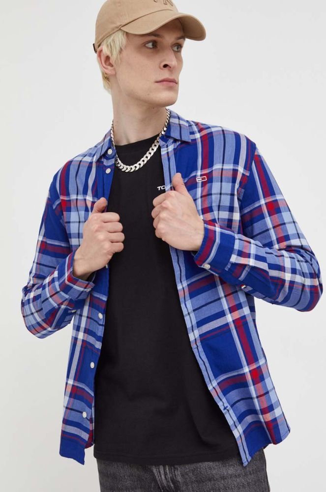 Бавовняна сорочка Tommy Jeans чоловіча колір синій regular класичний комір (3281803)